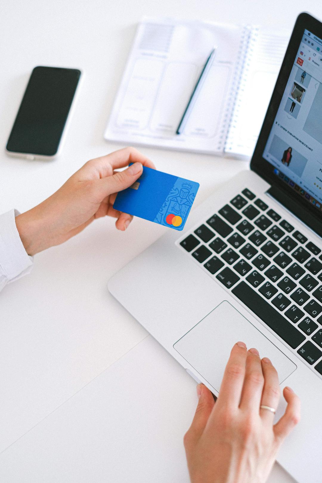 Illustration for E-commerce & Online Stores service